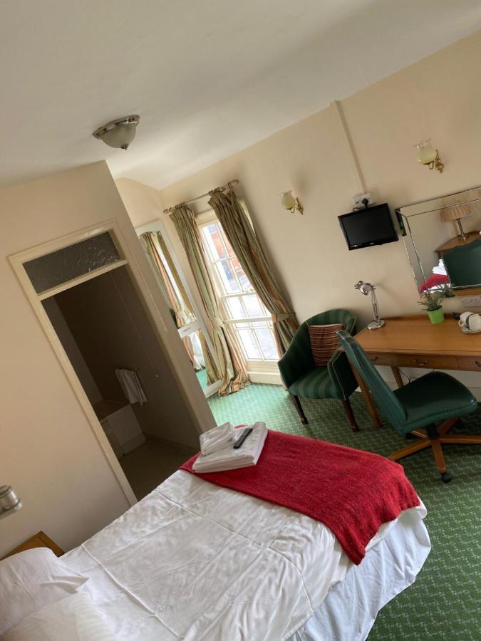 The Bell Aparthotel