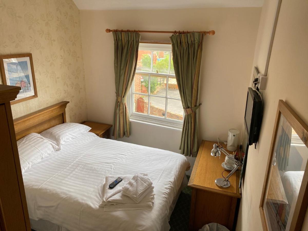 The Bell Aparthotel 3*
