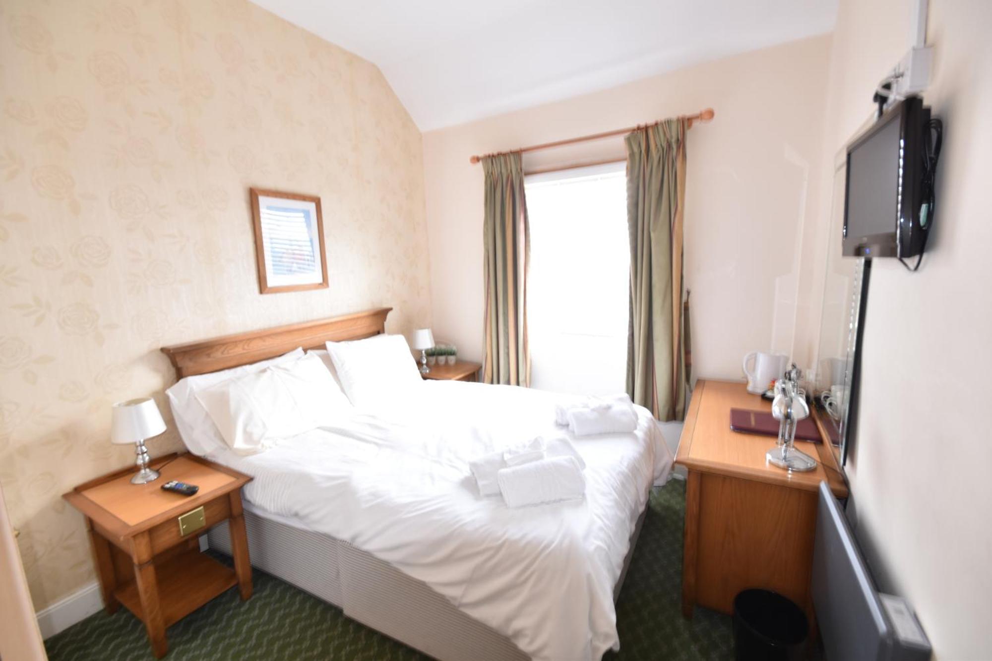 The Bell Aparthotel